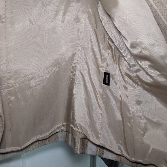 Lafayette Silk And Linen Striped Women's Blazer - Picture 5 of 8